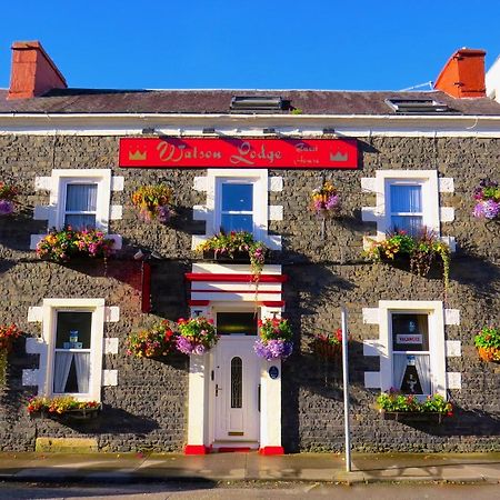 Watson Lodge Guest House Галашилс Экстерьер фото